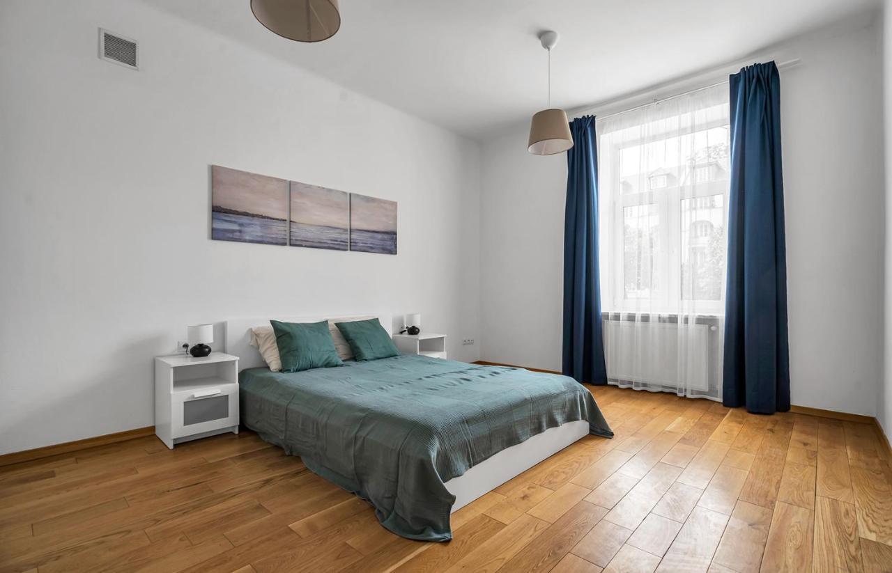 Pole Mokotowskie - 60m2, Metro, Park, Shops Nearby - By Rentujemy Appartement *